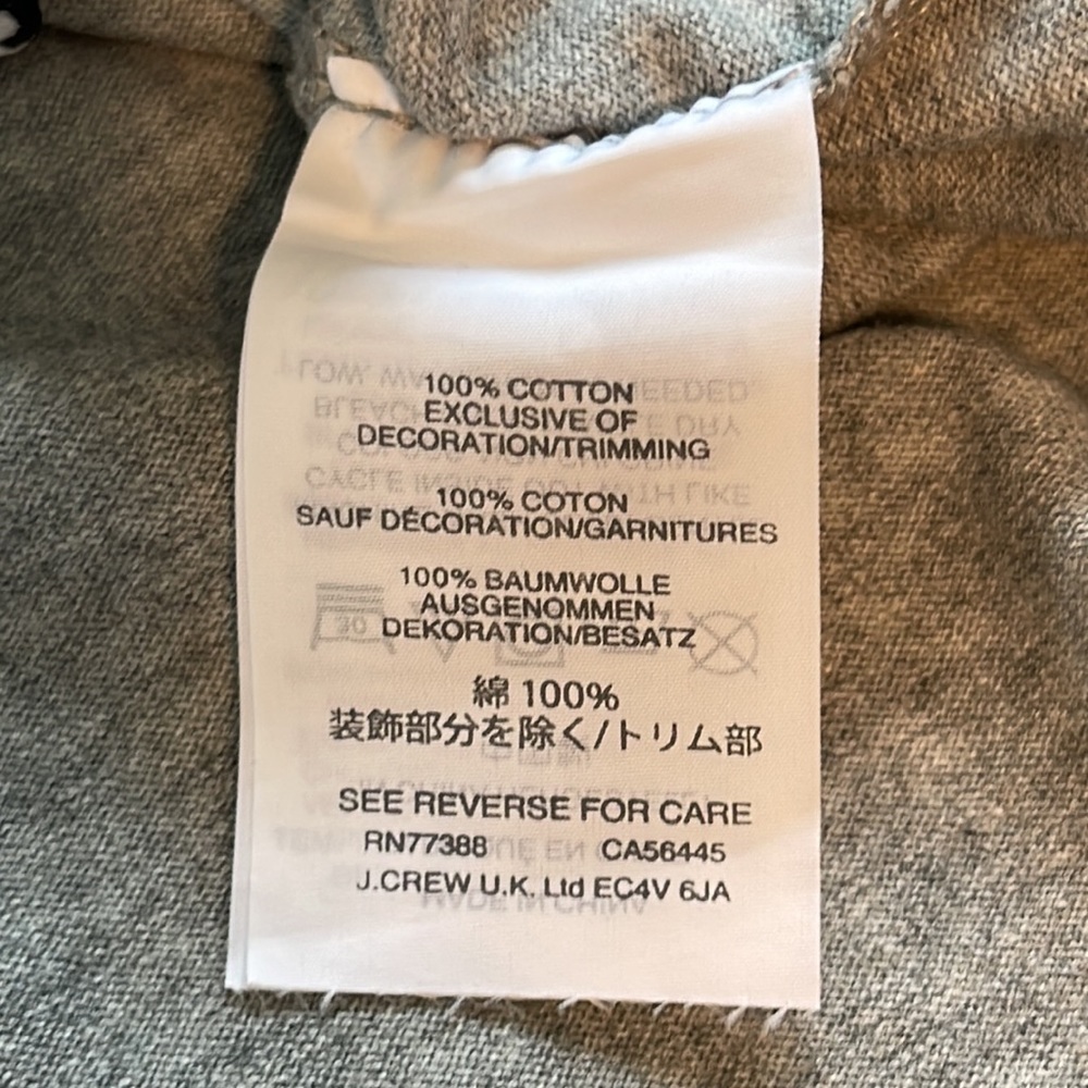 J. Crew grey sleeveless v-neck top - Picture 6 of 6